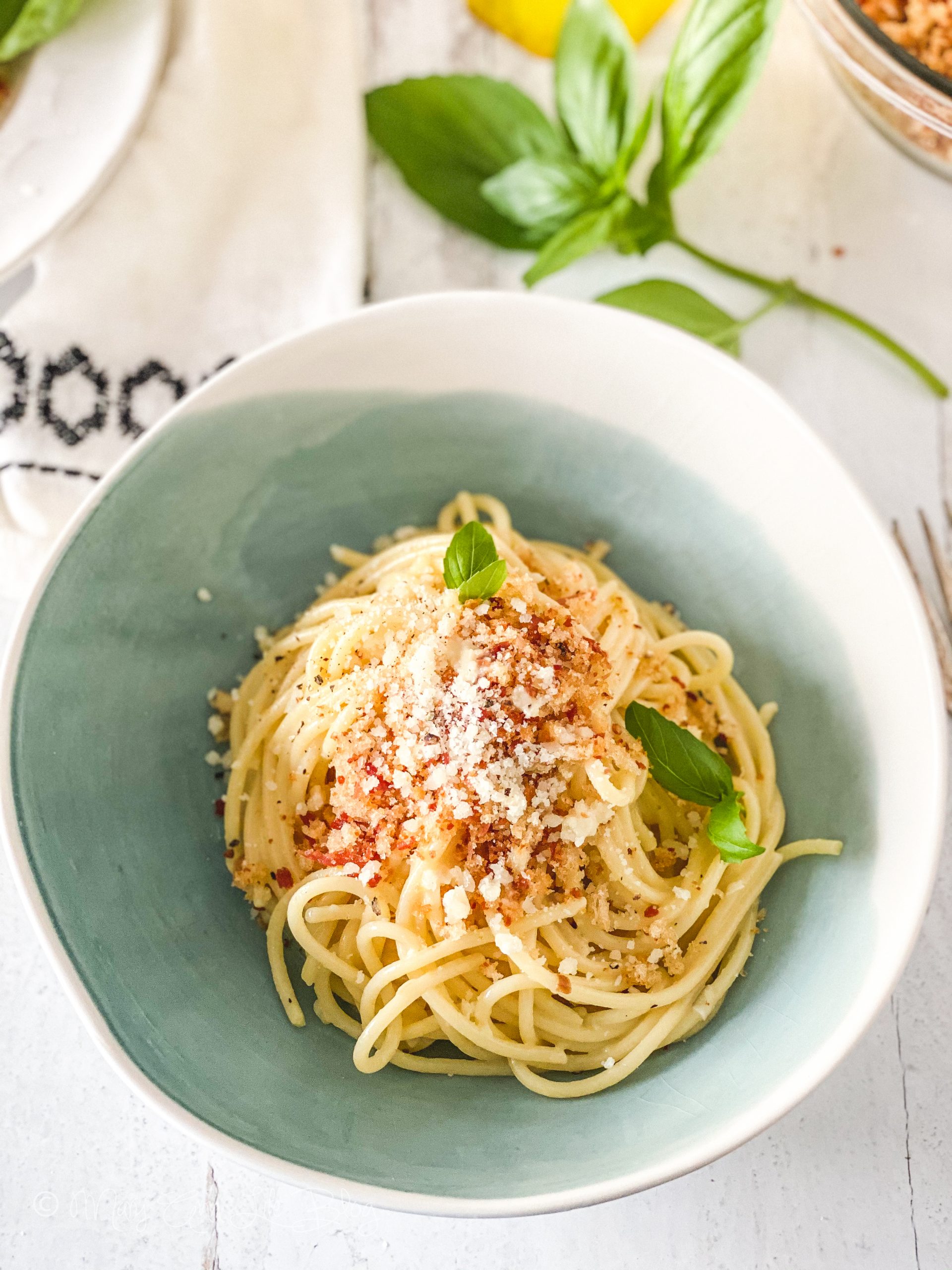 Roasted Garlic Spaghetti Recipe 